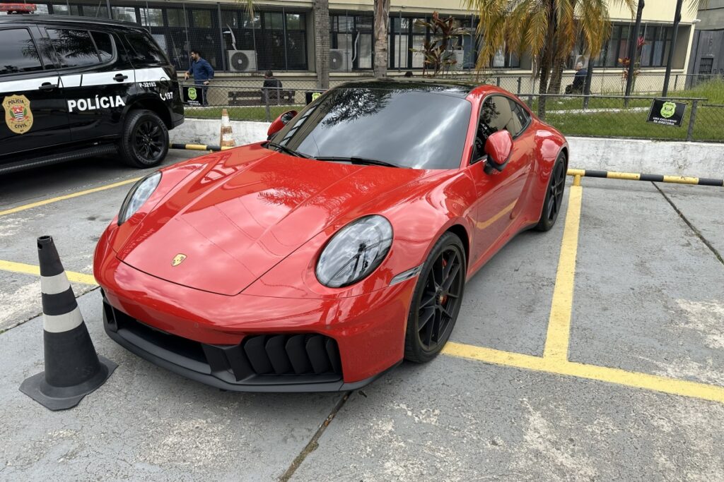 justica-bloqueia-257-carroes-ligados-ao-pcc,-mas-so-10-sao-apreendidos