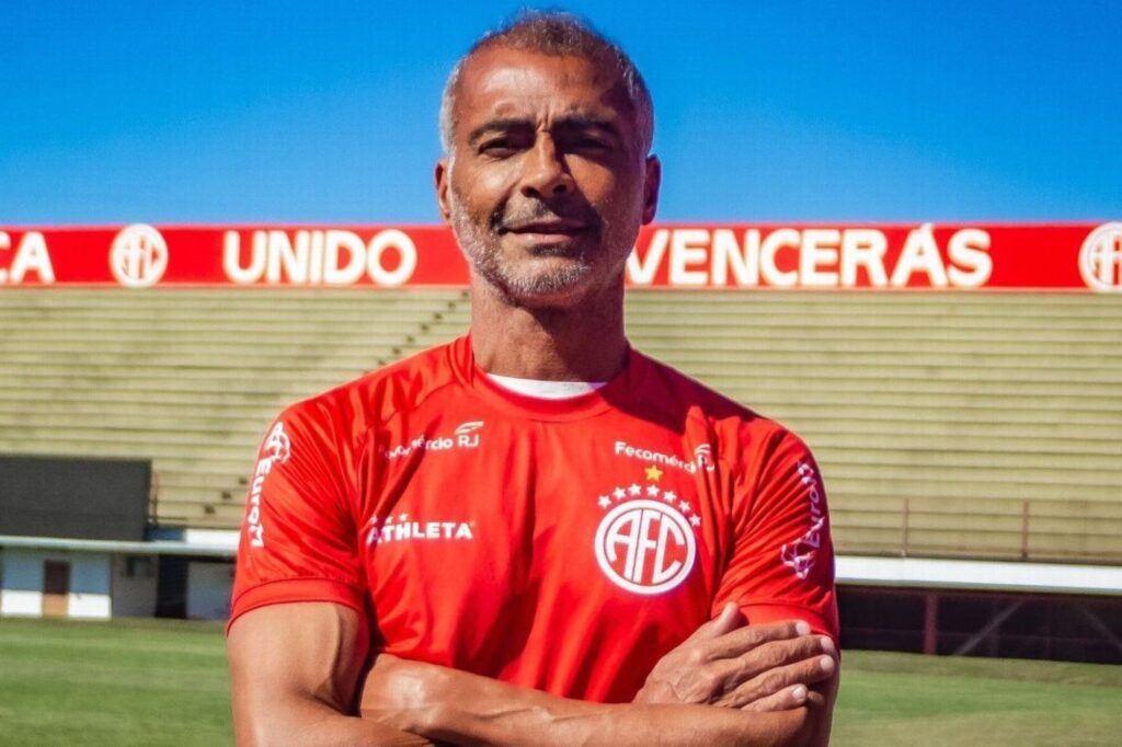 romario-aponta-centroavante-ideal-para-selecao-na-copa.-saiba-quem
