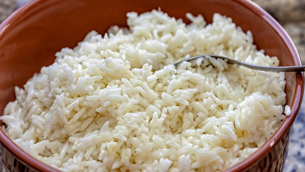 o-que-acontece-com-o-corpo-ao-comer-arroz-antes-do-treino