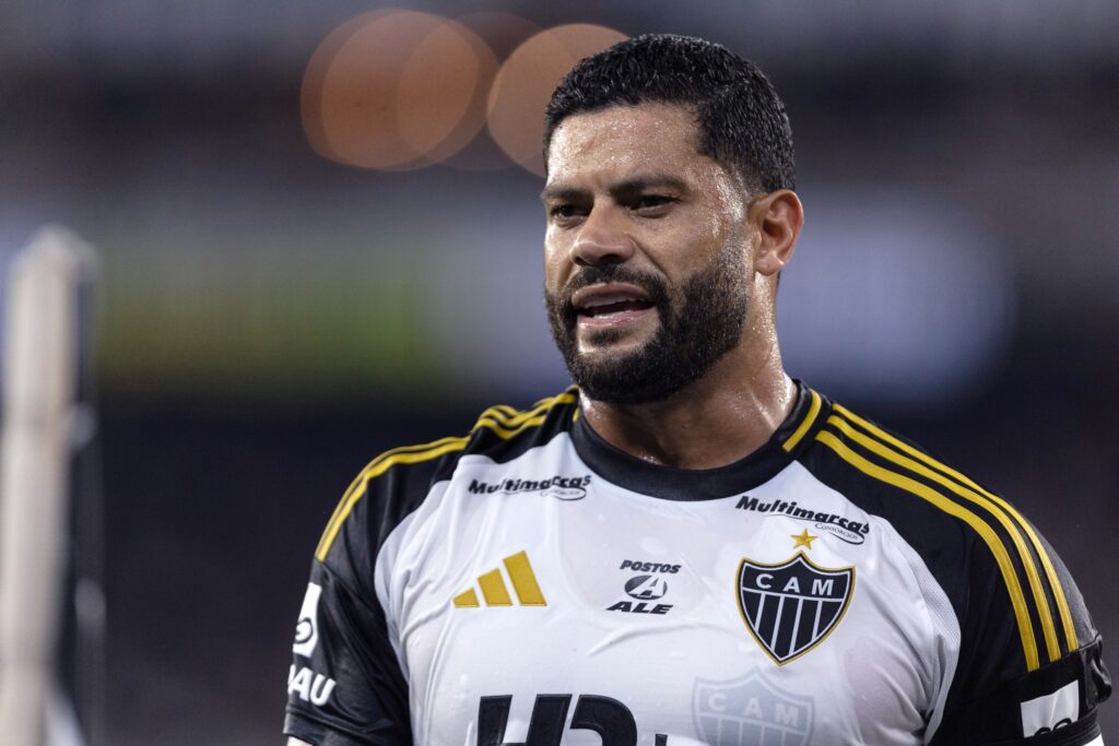sai-ou-fica?-fluminense-bate-o-martelo-sobre-negociacao-com-hulk