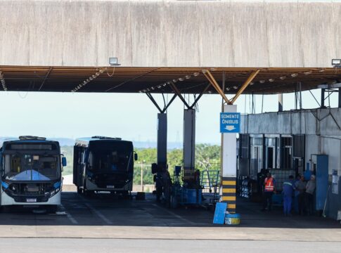 ataques-a-onibus-no-df:-passageiros-e-motoristas-relatam-clima-de-medo