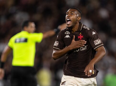 com-os-dois-gols-no-carioca,-rayan-igualou-feito-de-yamal;-entenda