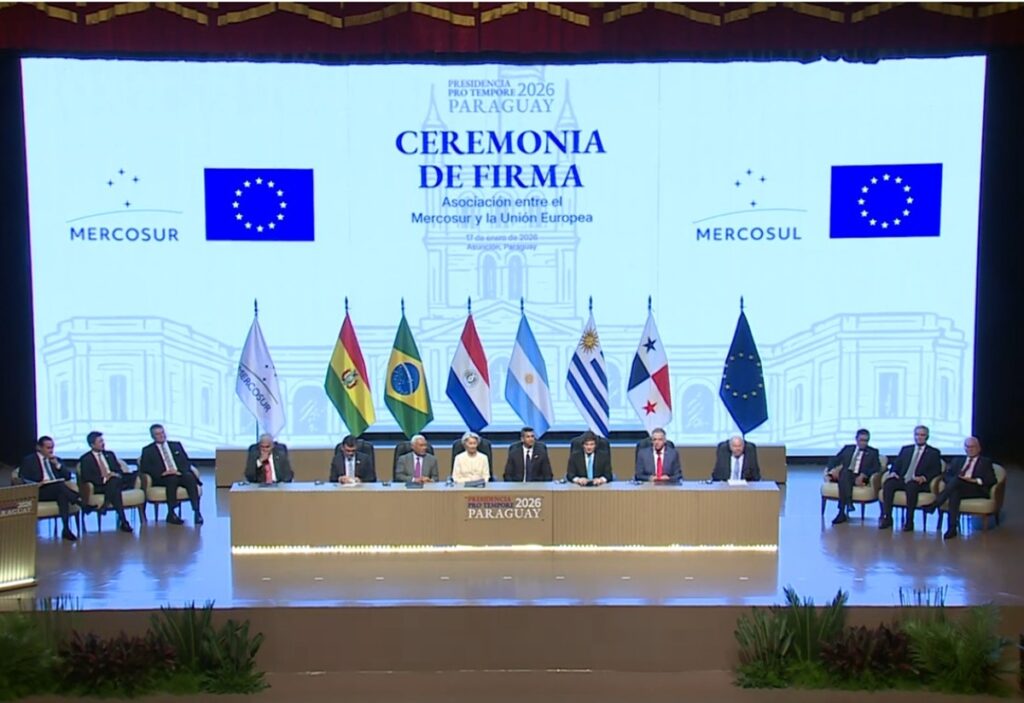 mercosul-e-uniao-europeia-assinam-acordo-de-livre-comercio-no-paraguai