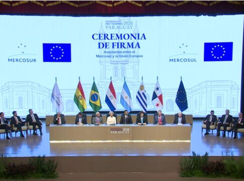 mercosul-e-uniao-europeia-assinam-acordo-de-livre-comercio-no-paraguai
