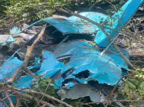 tres-pessoas-morrem-em-queda-de-helicoptero-no-rio-de-janeiro