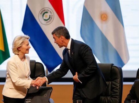 lideres-do-mercosul-e-da-ue-assinam-acordo-e-defendem-multilateralismo