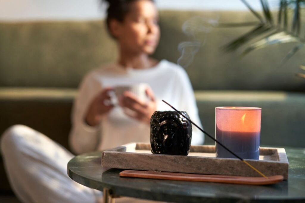 o-incenso-ideal-para-comecar-a-semana-com-foco-e-boas-noticias