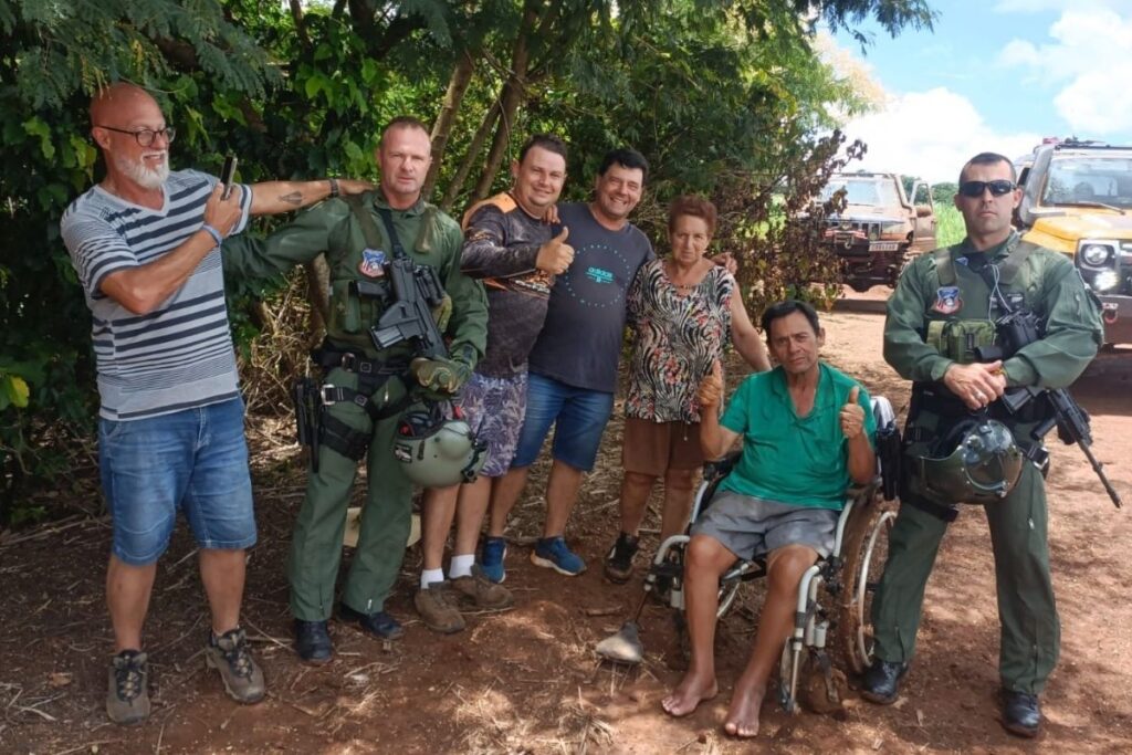 casal-desaparecido-e-resgatado-apos-2-dias-sem-agua-e-comendo-manga