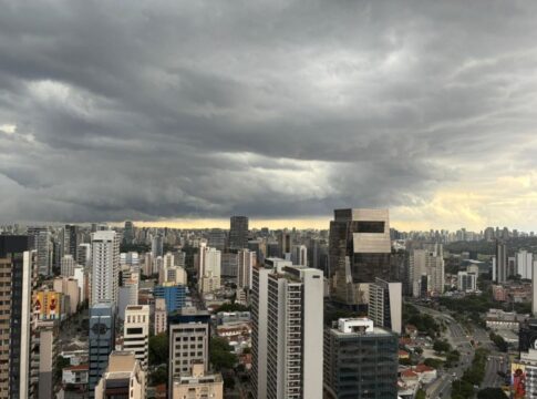 pancadas-de-chuva-e-granizo:-previsao-para-esta-2a-(19/1)-em-sao-paulo