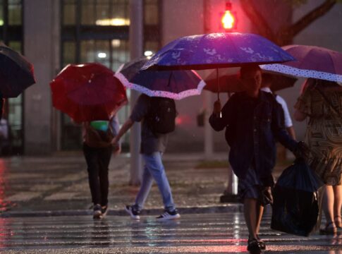 sp:-chegada-de-frente-fria-amplia-nivel-de-alerta-da-defesa-civil