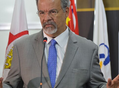 politicos-de-todas-tendencias-homenageiam-raul-jungmann