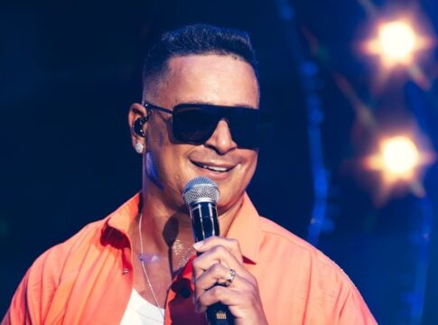 xanddy-harmonia-e-internado-as-pressas-e-tem-show-cancelado.-veja