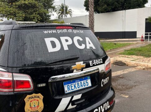 mae-e-presa-por-manter-esquema-de-exploracao-sexual-com-a-propria-filha