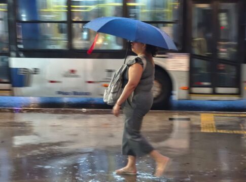 sol-aparece,-mas-o-tempo-esquenta?-confira-a-previsao-do-tempo-para-sp