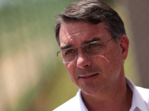 em-almoco,-aliado-da-pistas-sobre-futuro-ministro-da-fazenda-de-flavio