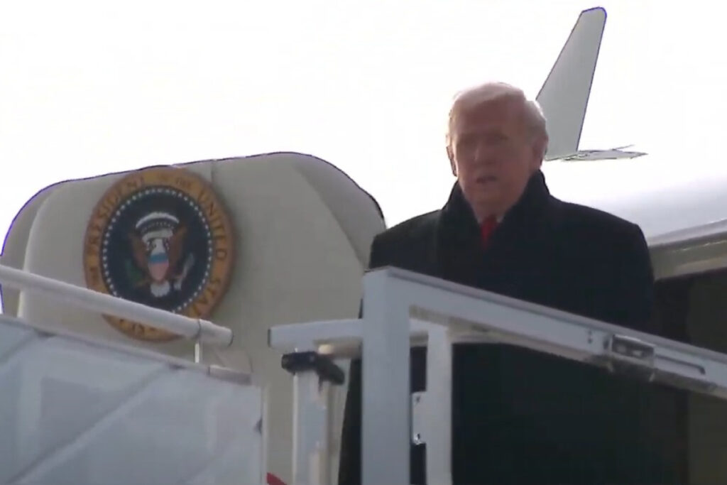 trump-chega-a-davos-para-discursar-no-forum-economico-mundial