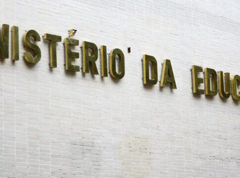 governo-recompoe-orcamento-para-educacao-e-ciencia