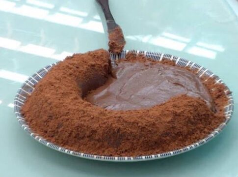 treta-sarah-x-juliette:-aprenda-receitas-para-nao-faltar-calda-no-bolo