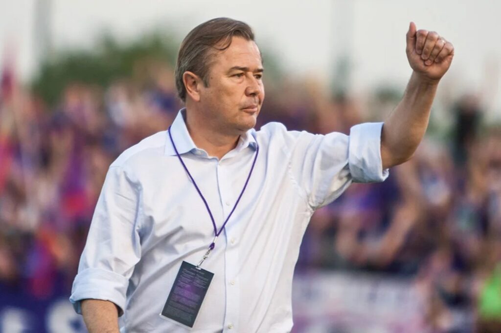 ex-tecnico-de-kaka-revela-que-foi-sequestrado-apos-golpe-no-marrocos