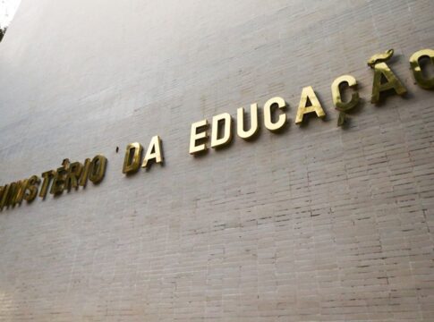 apos-enamed,-presidente-da-comissao-de-saude-na-camara-cobra-mec