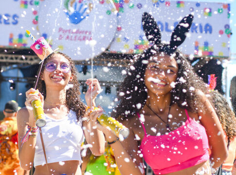 nefrologista-revela:-muito-alcool-no-carnaval-faz-isto-pelos-seus-rins