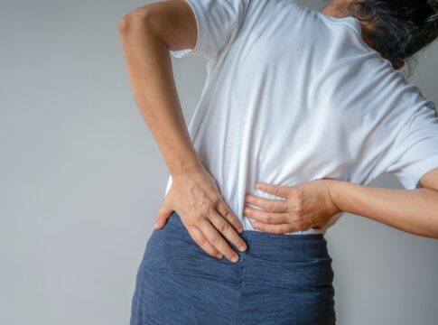 fisioterapeuta-revela-melhor-exercicio-contra-dor-nas-costas