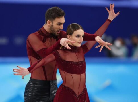 campea-olimpica-revela-aborto-durante-mundial-de-patinacao-no-gelo