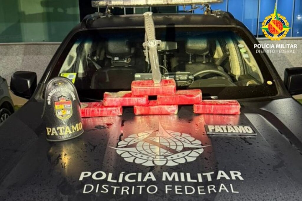 traficante-pula-de-carro-para-fugir-com-drogas-que-custam-r$-240-mil