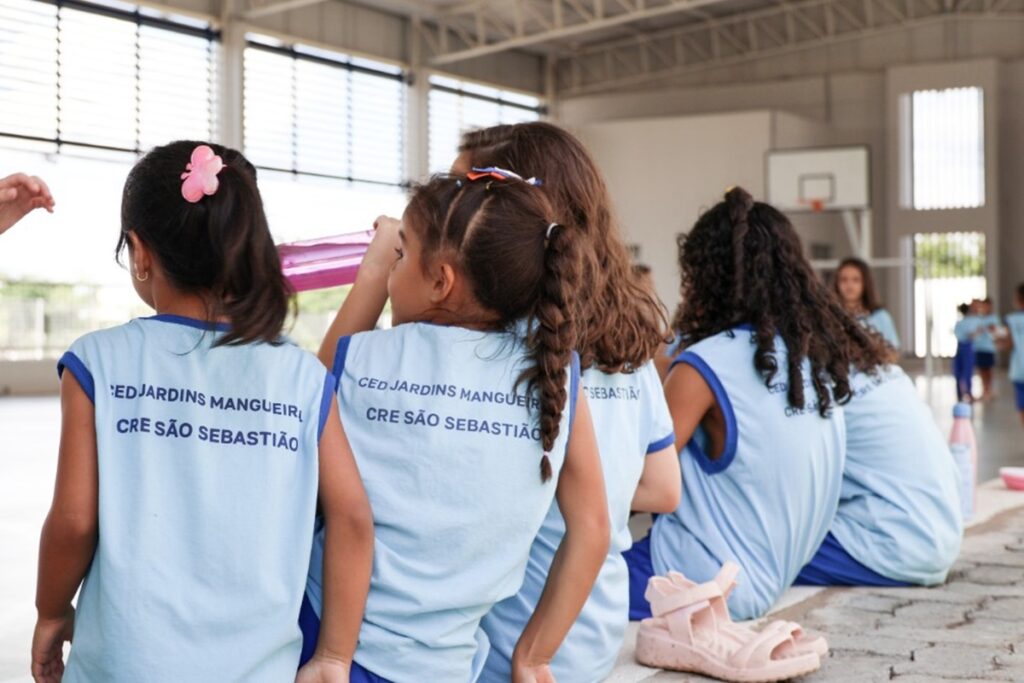 cartao-uniforme-escolar:-pais-terao-novo-prazo-para-buscar-beneficio