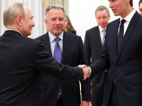 ucrania,-russia-e-eua-vao-juntos,-pela-1a-vez,-a-mesa-de-negociacoes