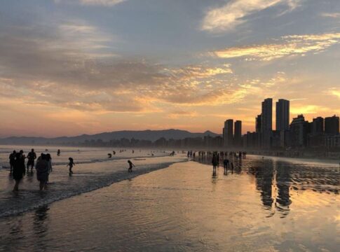 litoral-de-sp-tem-24-praias-improprias-no-final-de-semana.-veja-lista