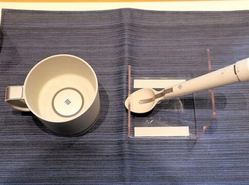 magica?-japao-cria-colher-que-deixa-alimento-salgado-sem-usar-sal