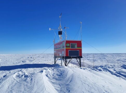 criosfera-1:-missao-brasileira-monitora-clima-extremo-na-antartica