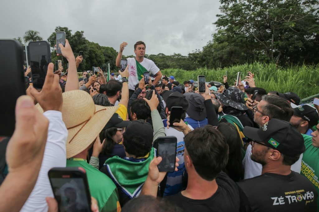 caminhada-de-nikolas:-prf-preve-“vultoso-contingente”-de-manifestantes