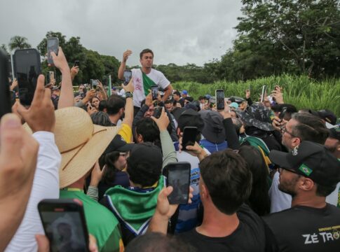 caminhada-de-nikolas:-prf-preve-“vultoso-contingente”-de-manifestantes