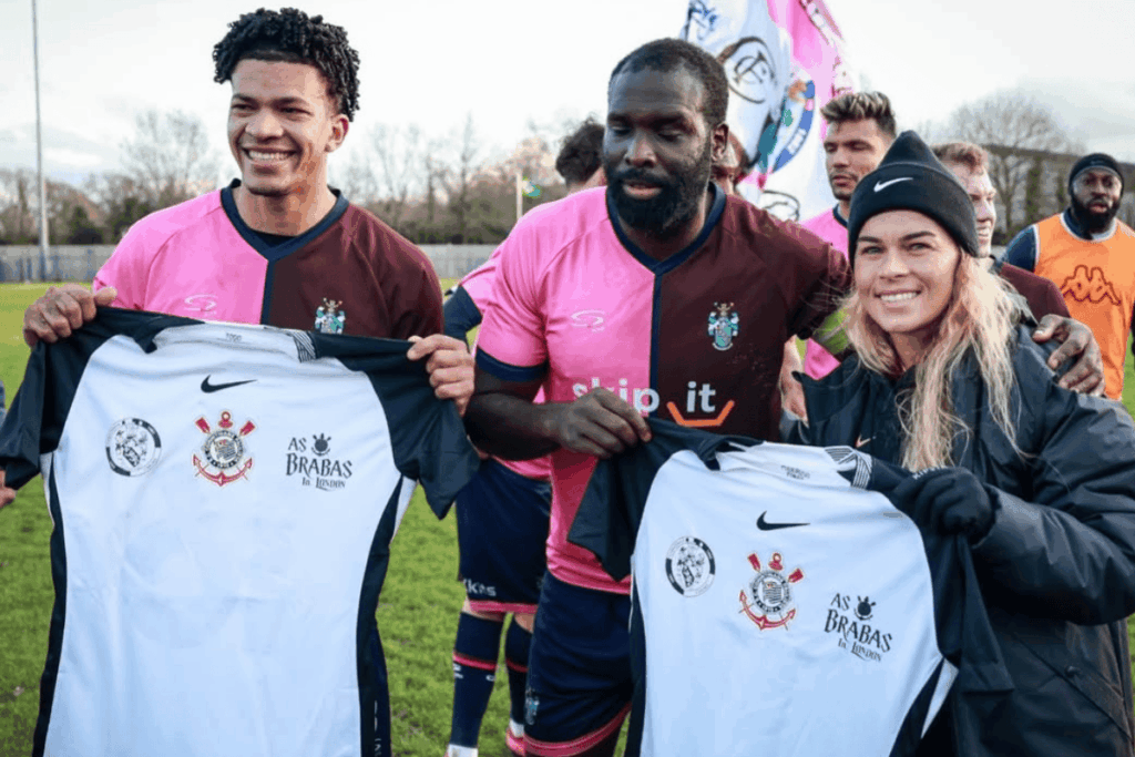 corinthians-feminino-visita-clube-que-inspirou-a-criacao-do-time