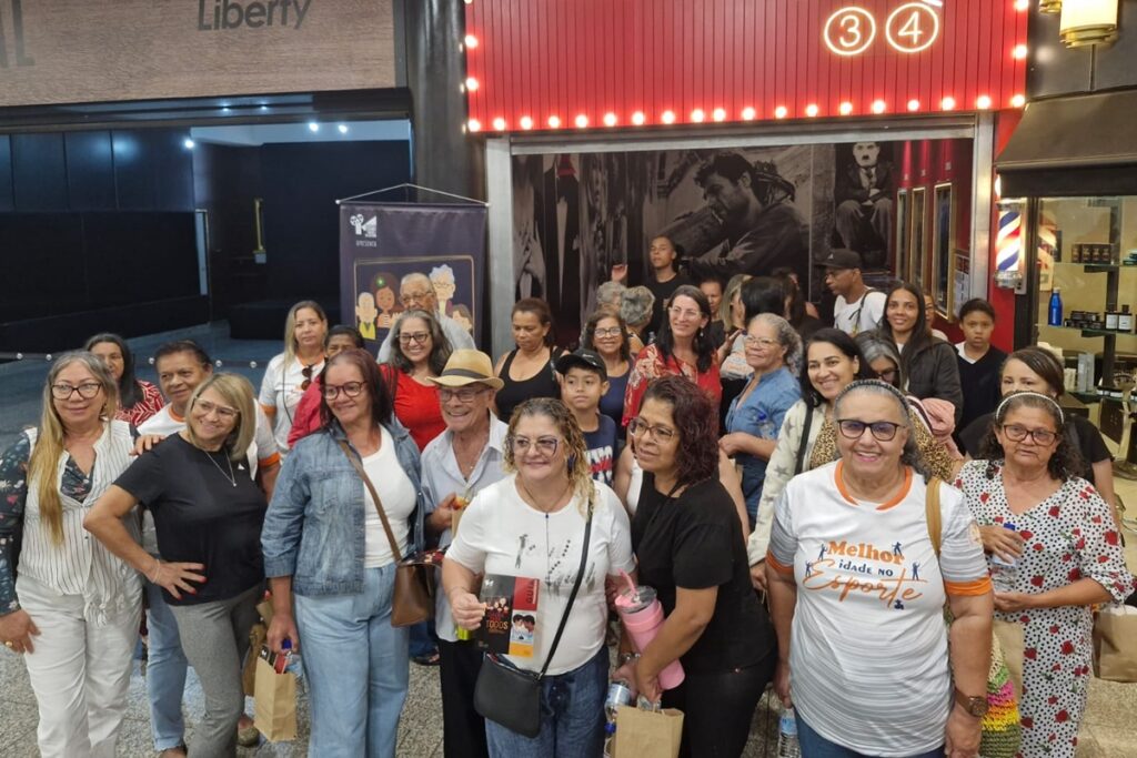 projeto-leva-pessoas-idosas-ao-cinema-de-forma-gratuita-no-df