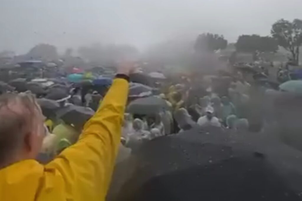 mulher-ferida-apos-queda-de-raio-em-ato-de-nikolas-esta-em-uti