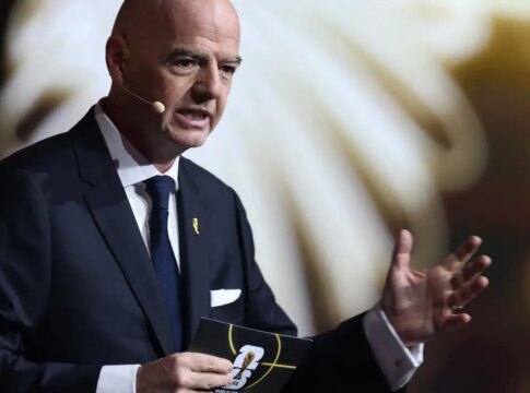 presidente-da-fifa:-importante-nos-eventos-de-futebol-e-unir-o-mundo