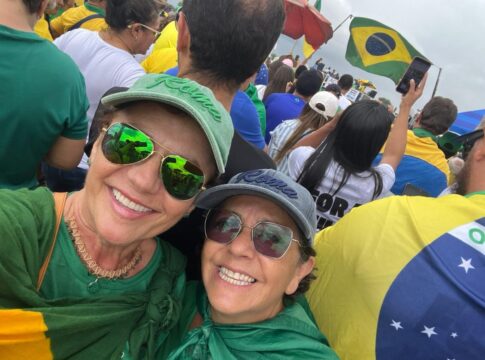 mulher-na-uti-apos-raio-em-ato-de-nikolas-veio-de-sp-para-o-df-apos-video-do-deputado