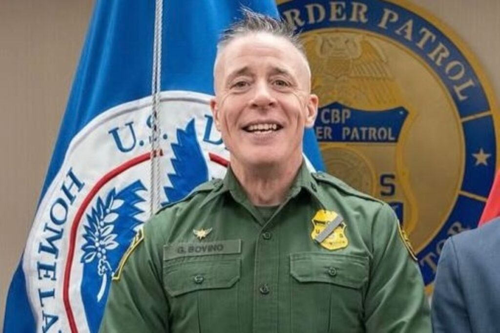 chefe-de-operacao-anti-imigracao-nos-eua-e-afastado-do-cargo,-diz-nyt