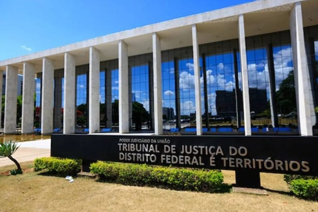 advogado-que-denunciou-bebe-como-“agressor-contumaz”-e-condenado-no-df