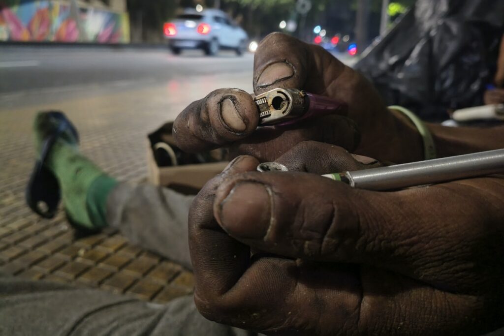 curitiba:-86%-concordam-com-internacao-forcada-de-dependentes-quimicos