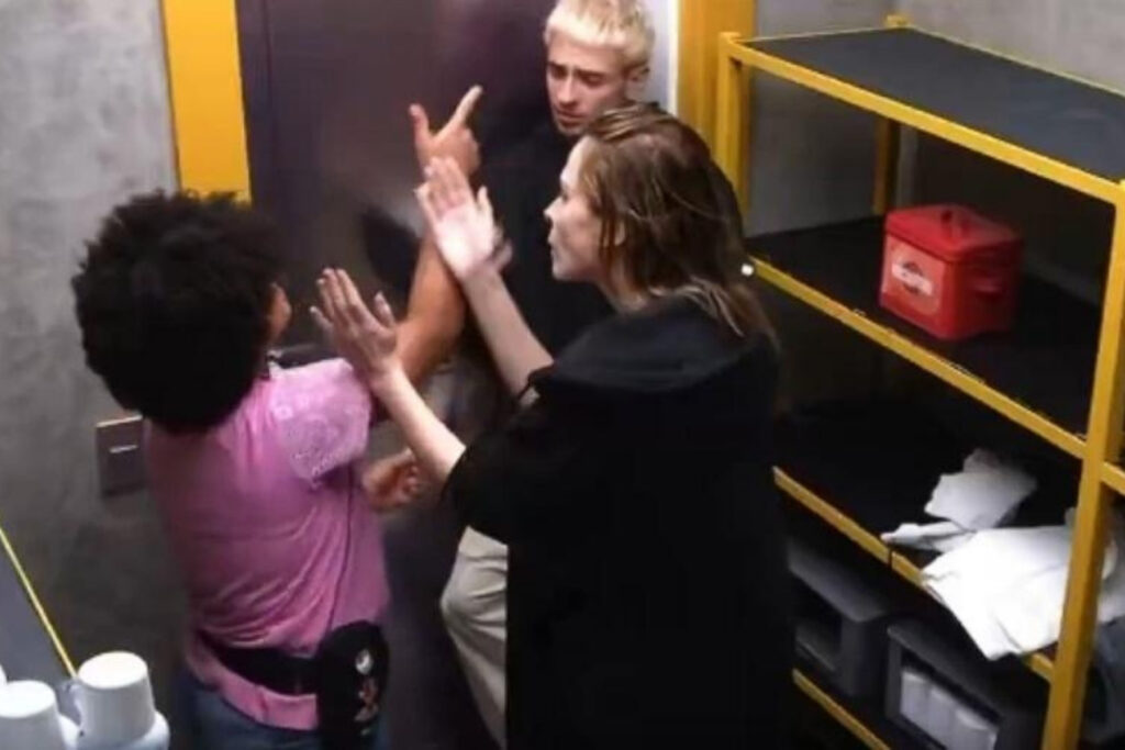 bbb-26-ganhou-nova-camera-apos-flagra-de-assedio-de-pedro?-entenda
