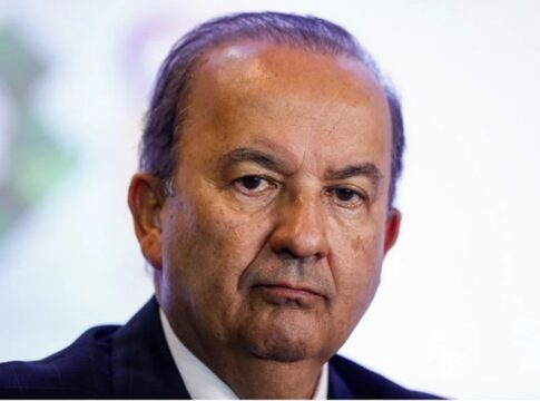 governador-de-santa-catarina-se-manifesta-sobre-morte-do-cao-orelha