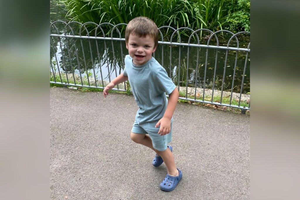 menino-tem-diagnostico-de-demencia-infantil-confundido-com-autismo