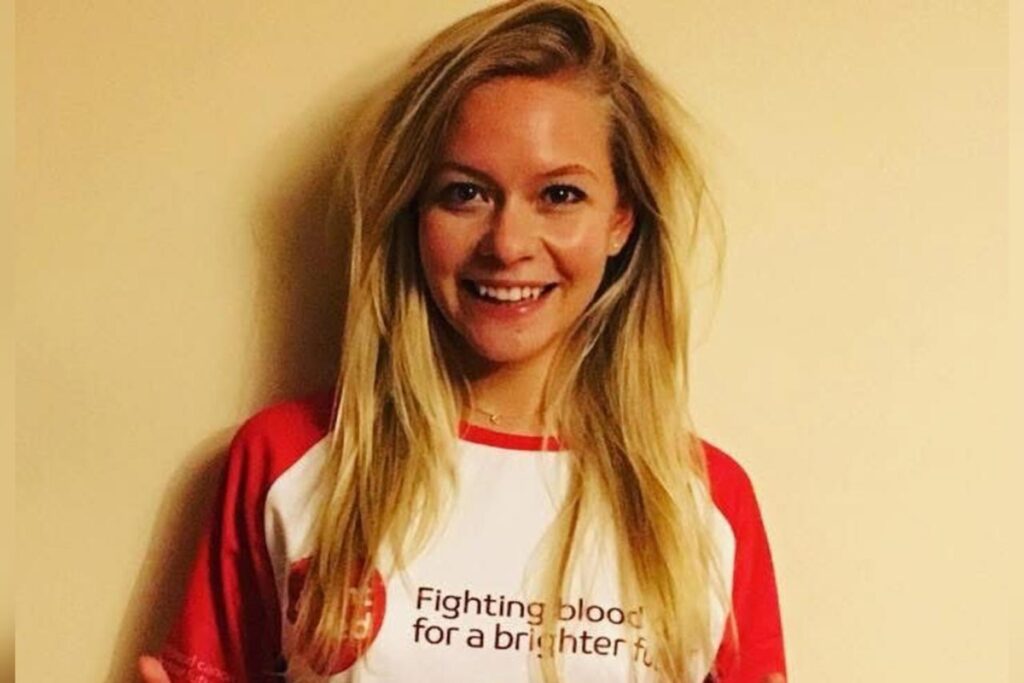 mulher-tem-sintomas-de-cancer-de-intestino-confundidos-com-hemorroidas