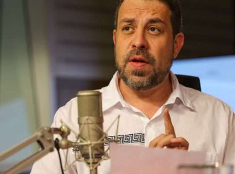 boulos-acredita-que-fim-da-escala-6×1-pode-ser-aprovado-neste-semestre