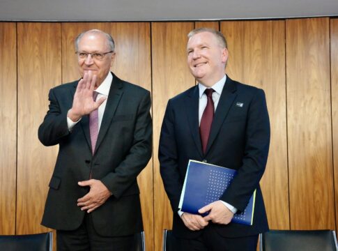 brasil-e-ue-firmam-acordo-para-proteger-tranferencias-de-dados