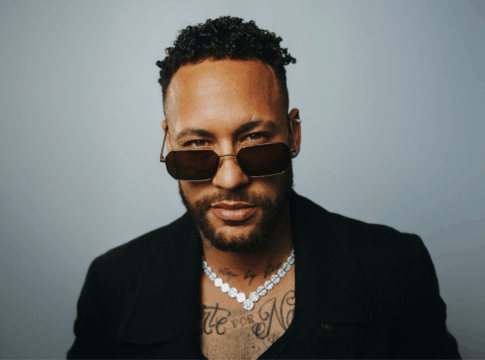 neymar-jr.-lanca-marca-de-oculos-inspirada-na-carreira-do-jogador